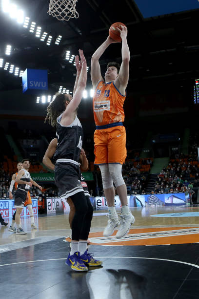 看似残酷 看似残酷