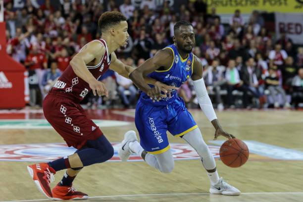 温情与坚持 温情与坚持