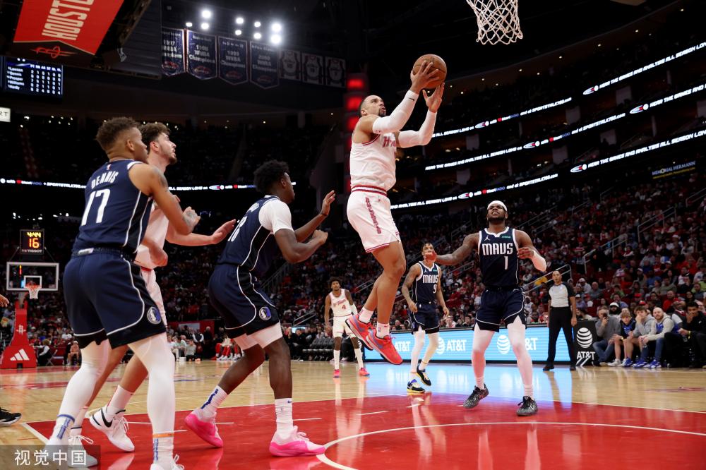 季在关键战 季在关键战