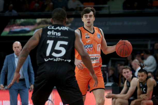 萨利巴总是 萨利巴总是